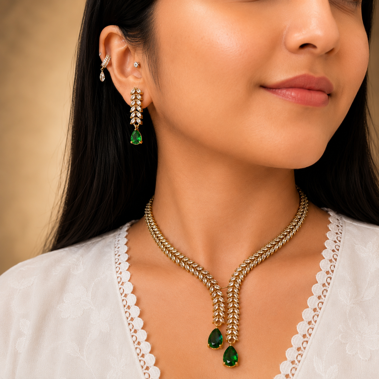 Mona Ad Necklace - Green