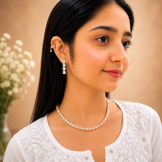 Solitaire Ad Necklace - White
