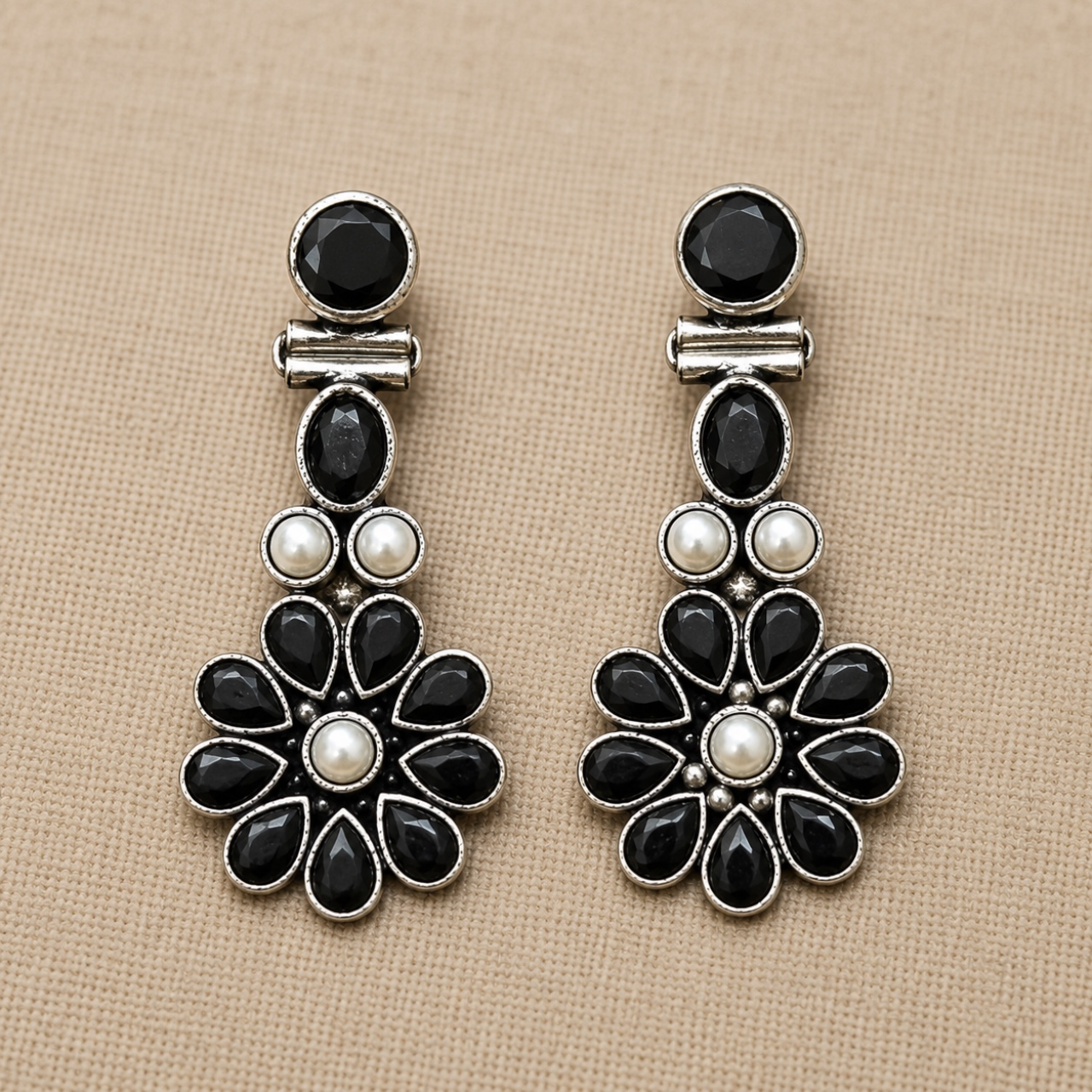 Bloom Brass Earrings - Black