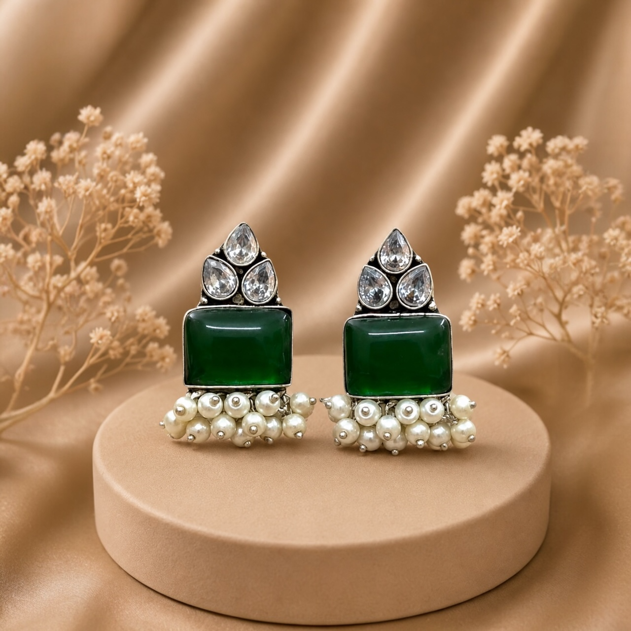 Binda Brass Studs - Green