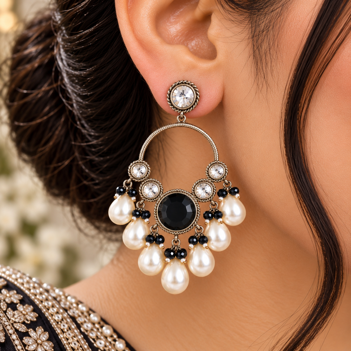 Ruhbani Chandbali - Black