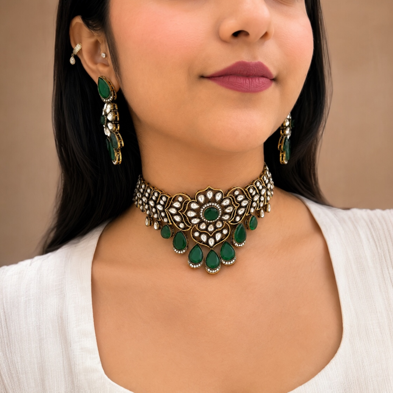 Zara Moissanite Choker-Green