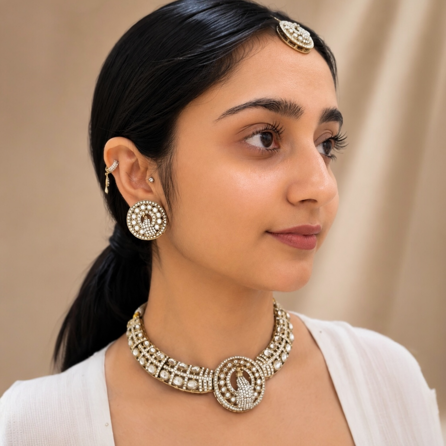 Nisha Peacock Hasli - White