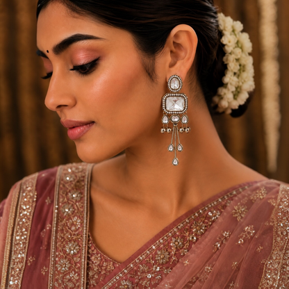 Alia Earrings - White