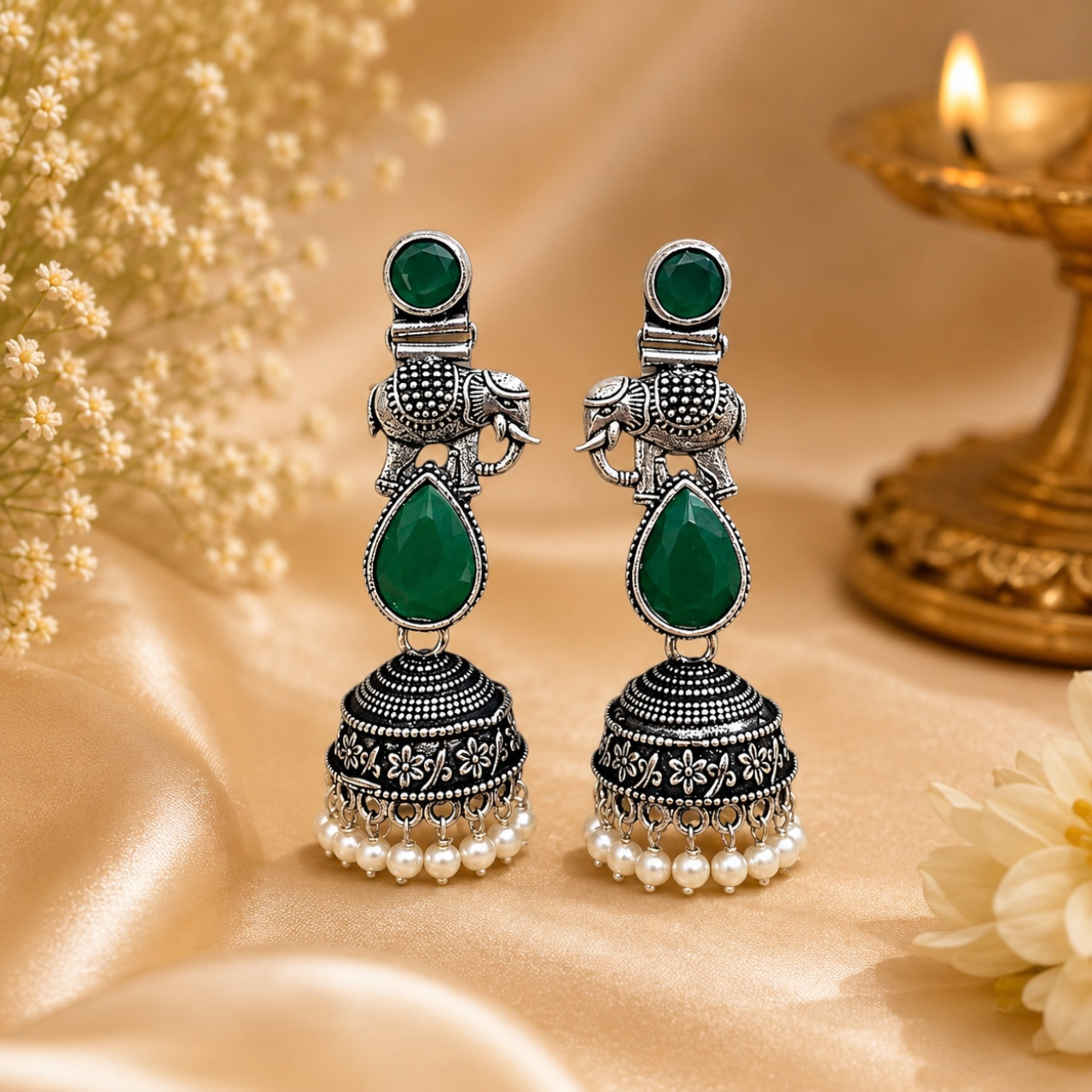 Trunk Brass Earrings - Green