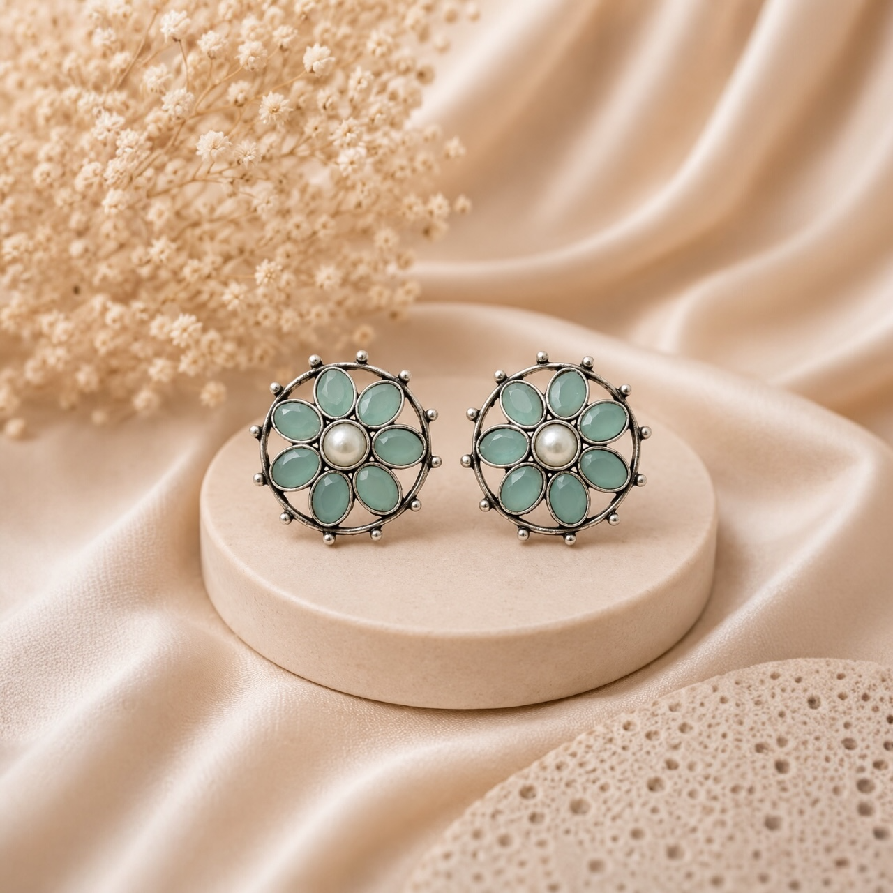Piya Brass Studs - Mint