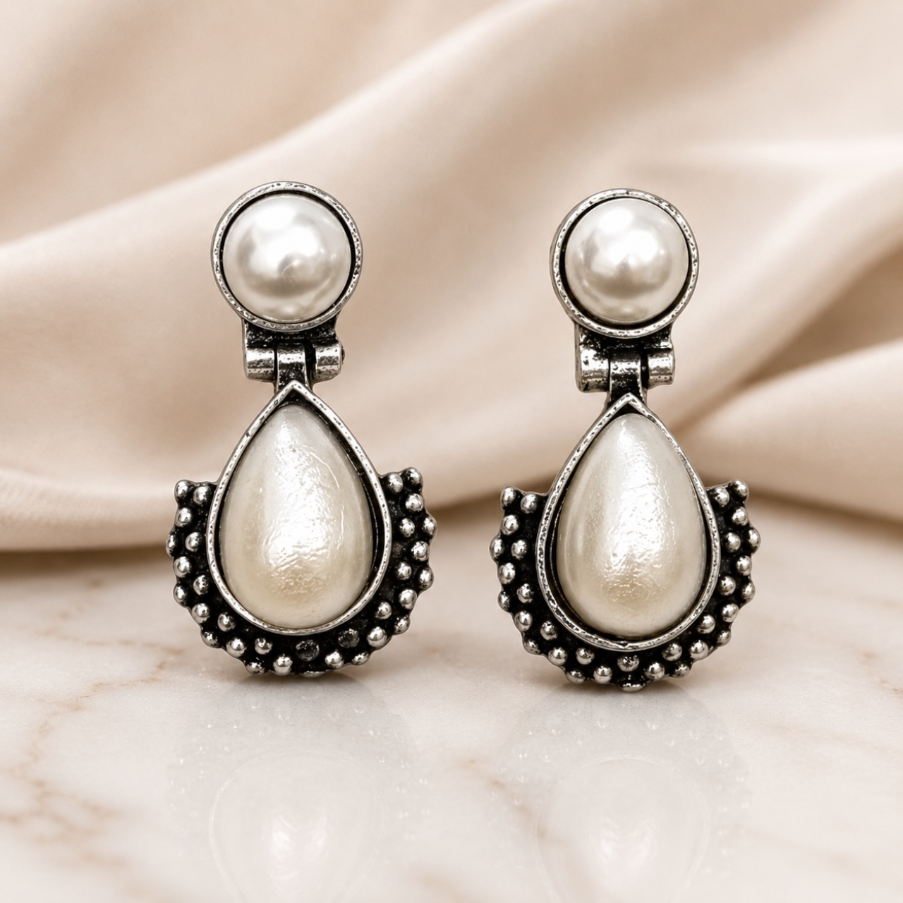Drop Brass Earrings - Pearl