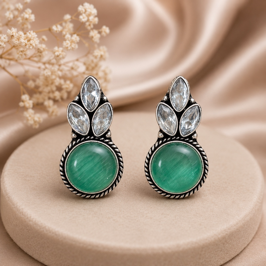 Piku Brass Studs - Mint
