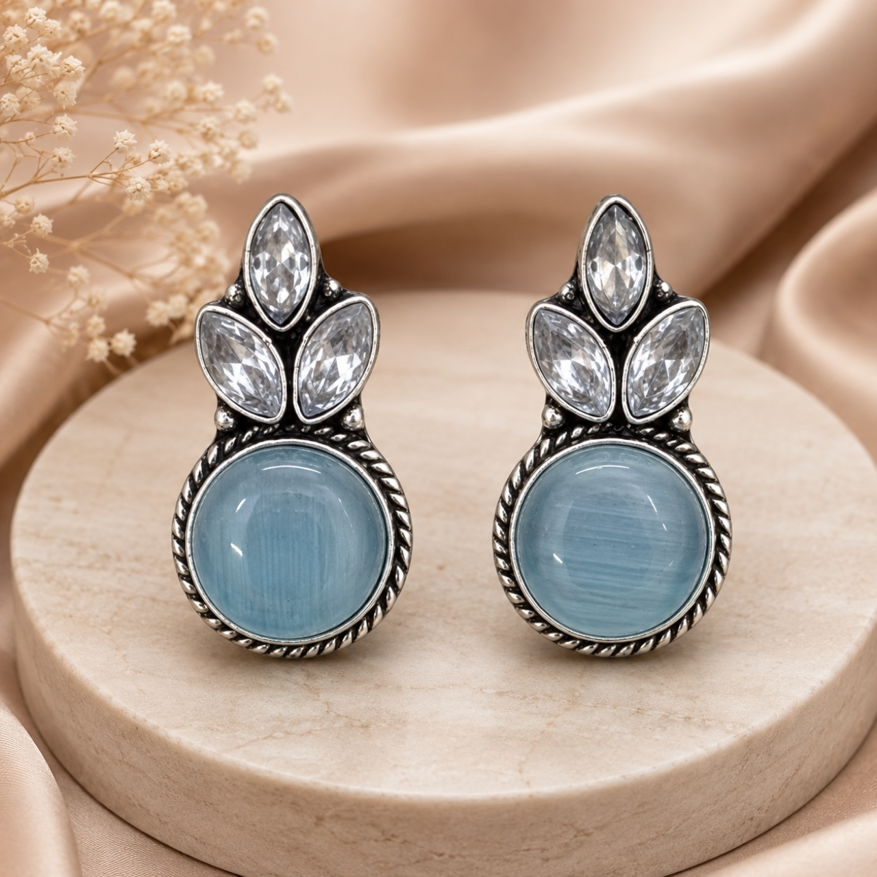 Piku Brass Studs - Blue