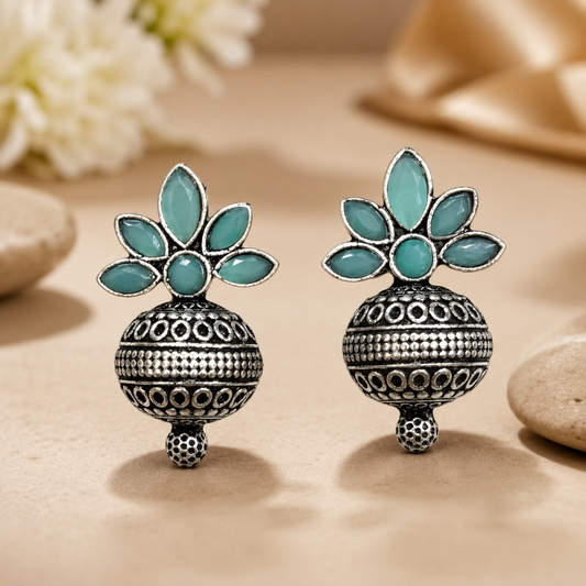Manya Brass Studs - Mint